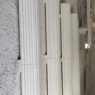 朔州 花岗岩厂家带你看白麻花岗岩门楼大柱柱皮