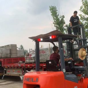 朔州 黄金麻冰裂纹，地铺石装车