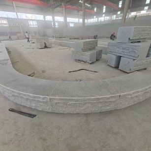 朔州 芝麻白异形坐凳，自然面光面弧形加工