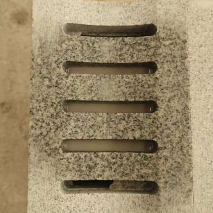 朔州 芝麻白拉丝面花岗岩U型开槽排水槽