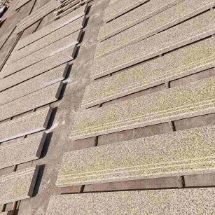 朔州 黄金麻花岗岩光面楼梯踏步