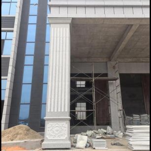 朔州 芝麻白光面花岗岩门楼大柱（罗马柱）配雕花底座