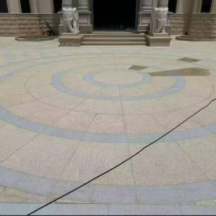 朔州 黄金麻芝麻灰花岗岩石材地铺拼接效果