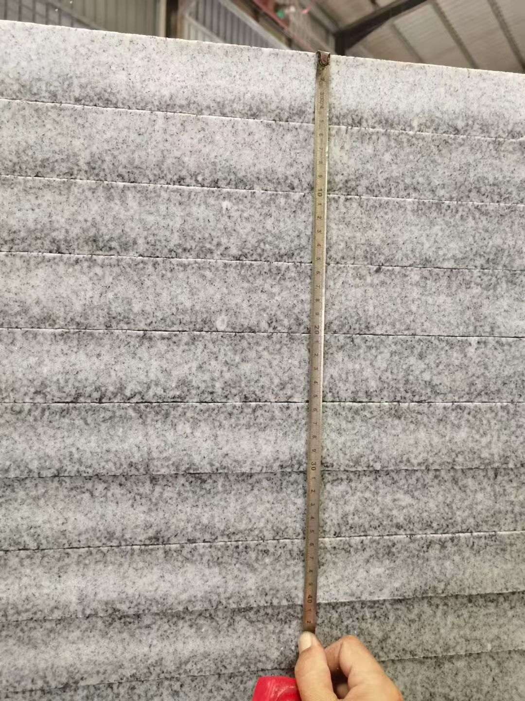 朔州 芝麻白火烧成品厚薄均匀，B料价格接近A料质量