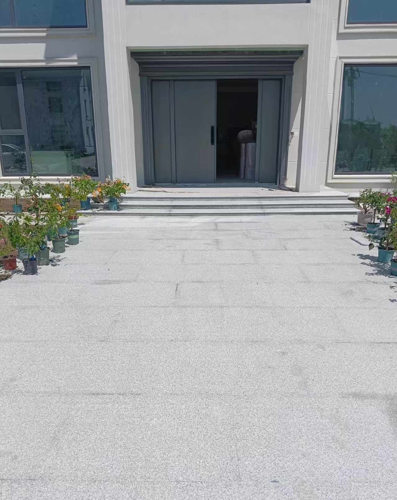 朔州 芝麻白花岗岩地铺石地面铺装