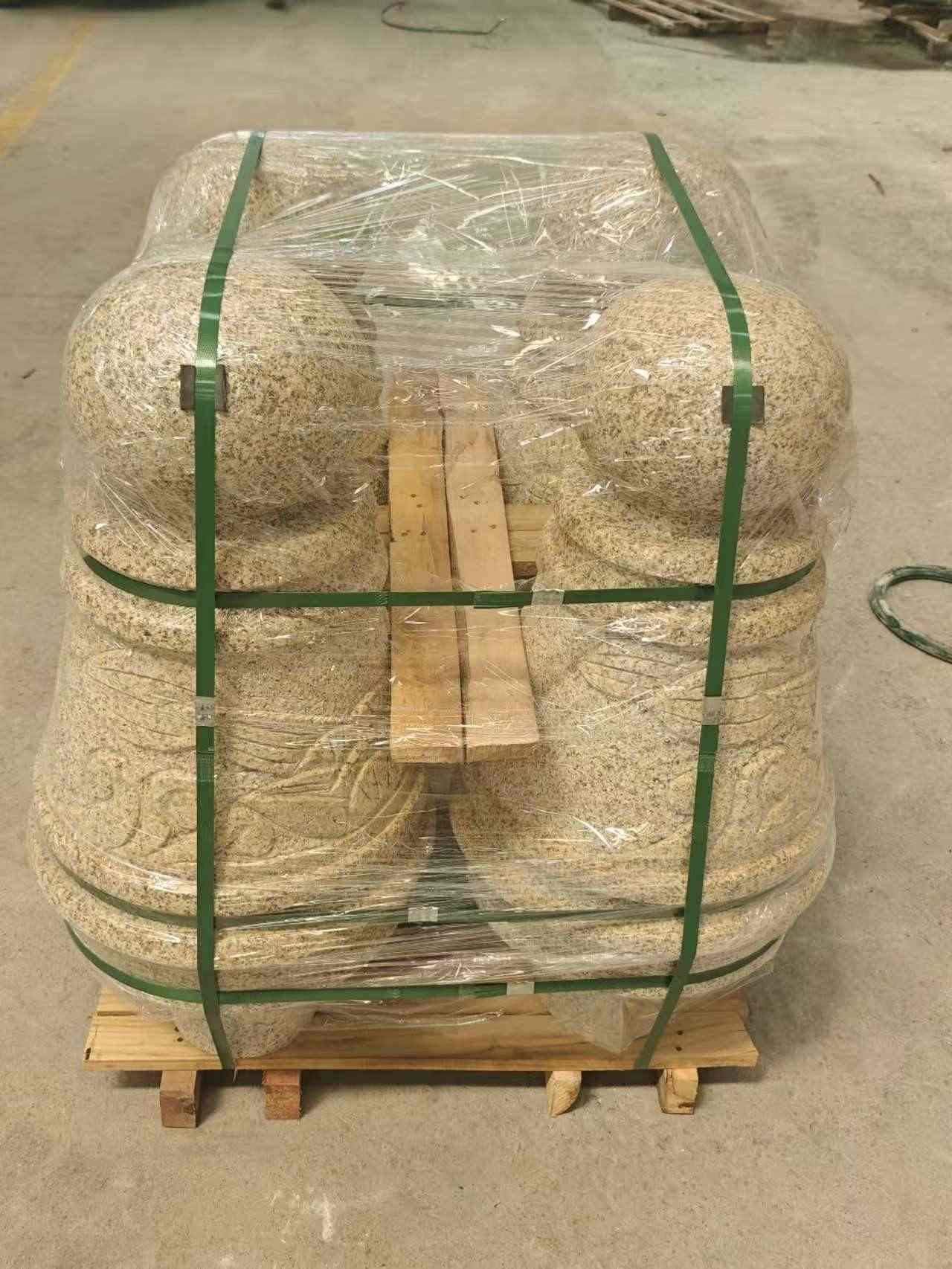 朔州 黄金麻异形定制雕花——棒棒糖挡车柱