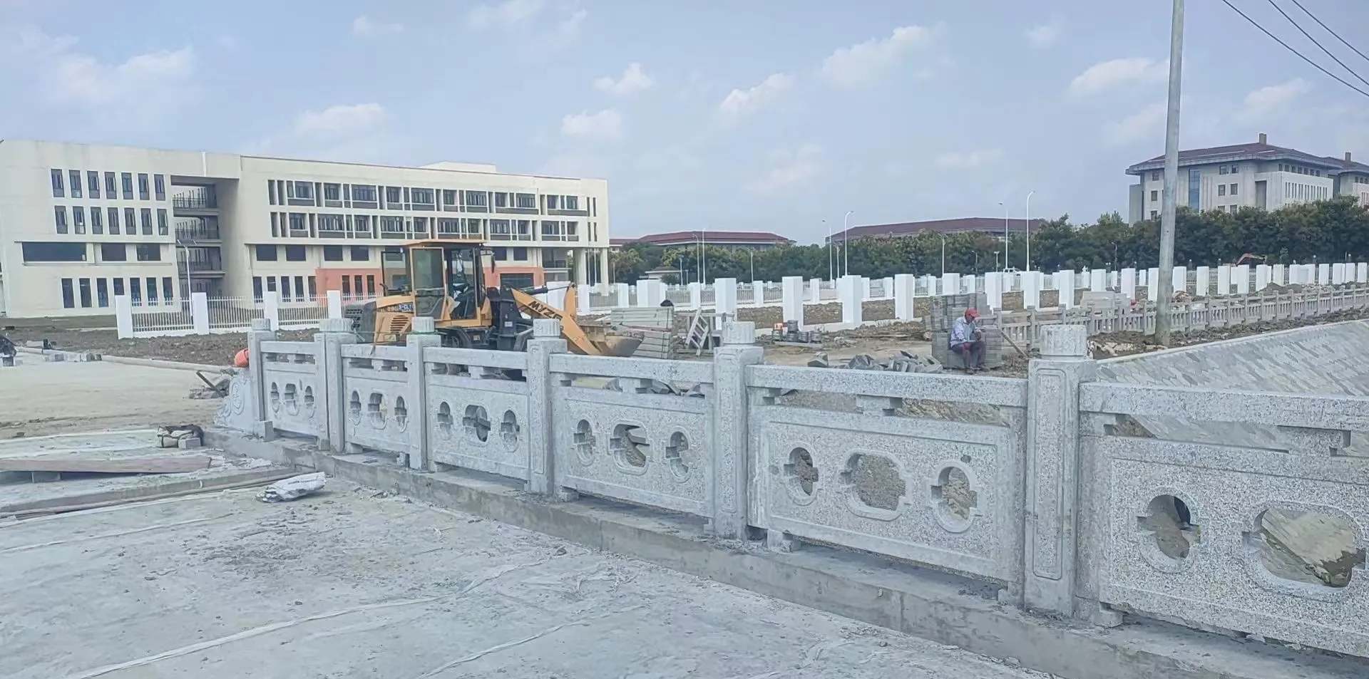 朔州 白麻花岗岩荔枝面河道栏杆