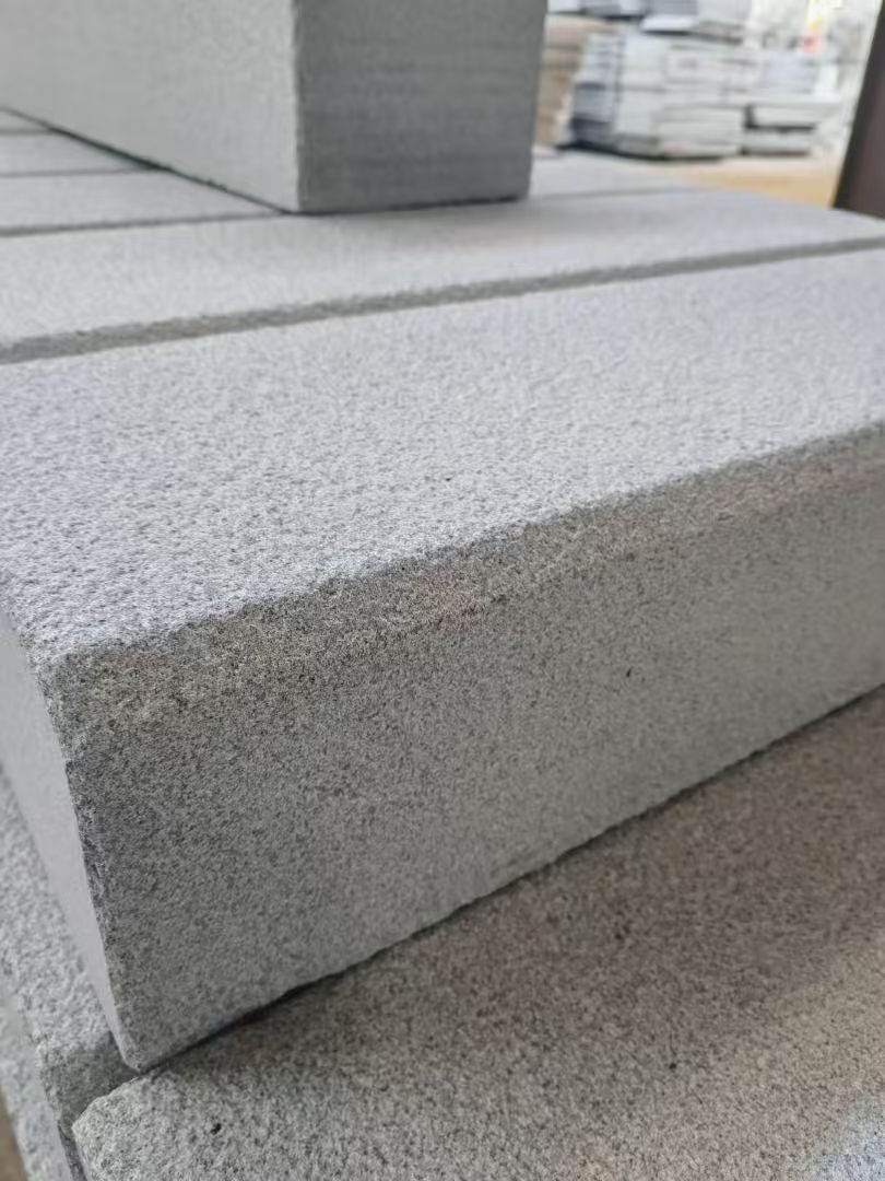 朔州 芝麻灰荔枝面路沿石